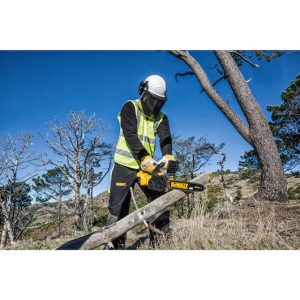 Eletrosserra compacta sem escovas XR 18V 30cm + bateria Li-Ion 5Ah + carregador DCM565P1-QW DeWalt - Image 3