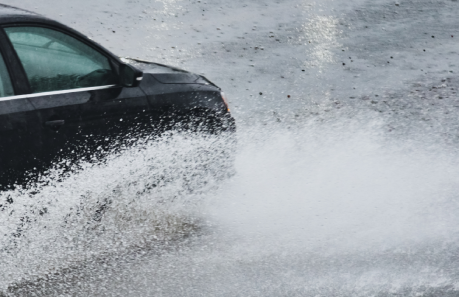 7 dicas para conduzir com chuva
